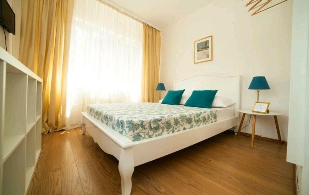 Orange Villa Тирана Екстер'єр фото