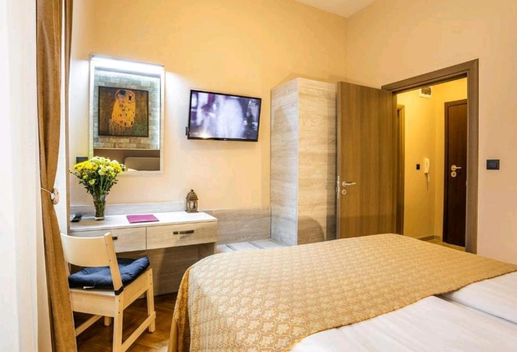 Orange Villa Тирана Екстер'єр фото