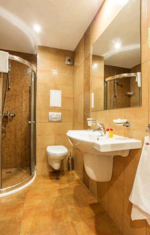 Orange Villa Тирана Екстер'єр фото